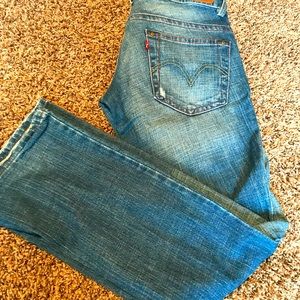 Womens low rise Levi